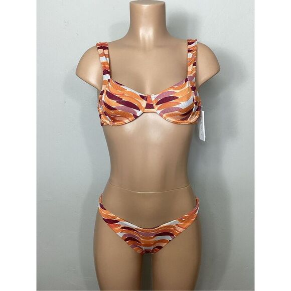 New. L*SPACE Tori top and bitsy bottom. Retails $ 198. Small - Picture 10 of 16